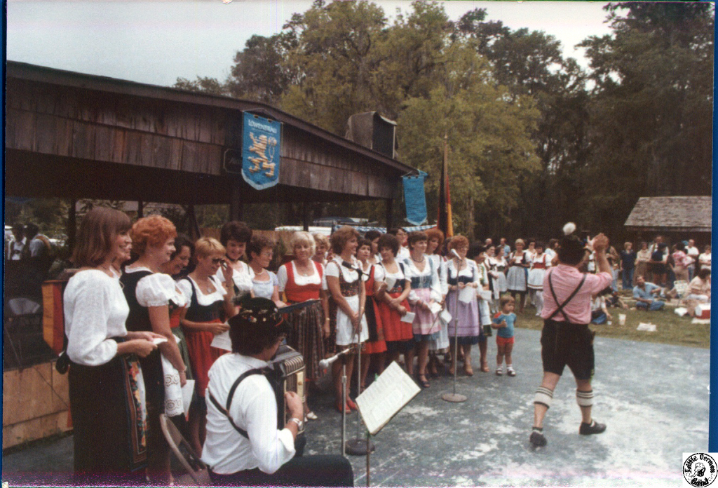 1978 09 30 04 Charleston SC German Club Magnolia Gardens.jpg